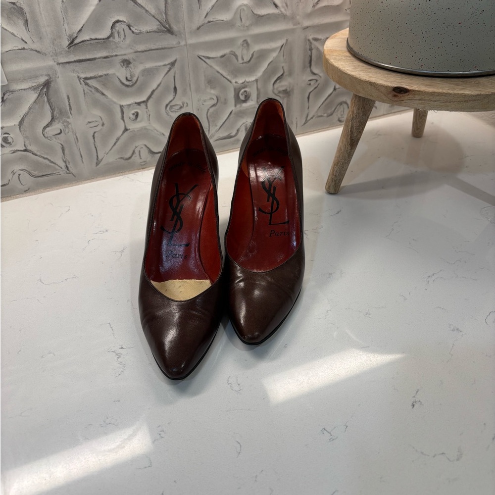 VINTAGE Yves Saint Laurent Brown Leather Heels Timeless Elegance - Picture 3 of 8